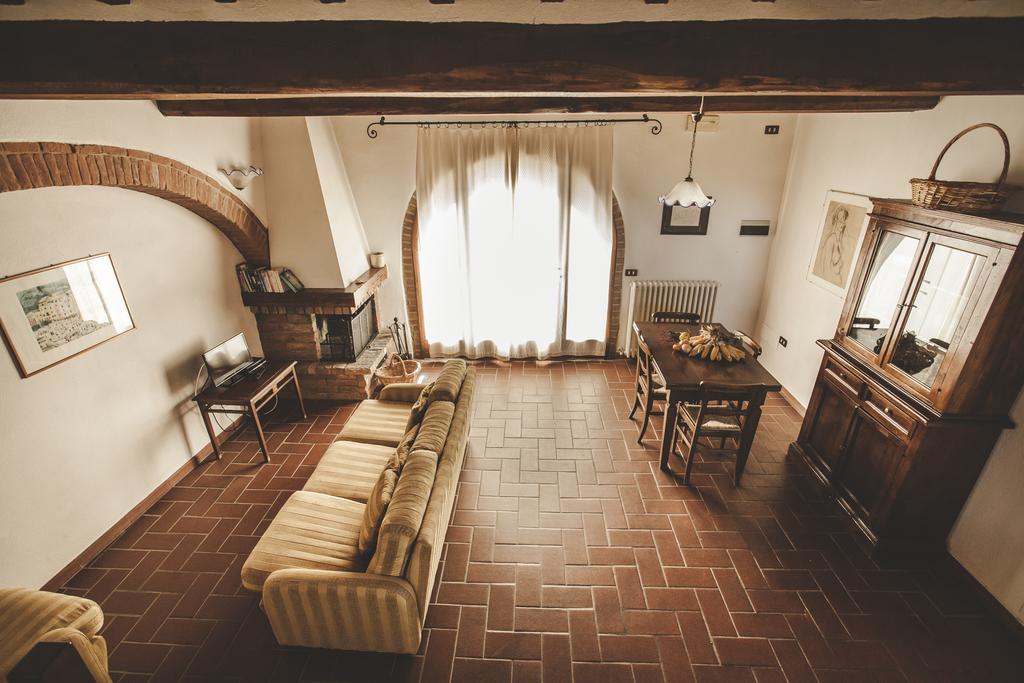 Agriturismo Zampugna Montefollonico Zewnętrze zdjęcie